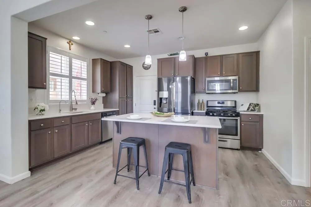 https://cdn.realtyfeed.com/cdn/127/306578663/e43ae7a25b85af687a5625d304ecdaad.webp