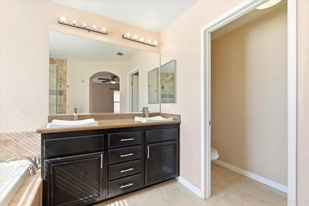 https://cdn.realtyfeed.com/cdn/127/306578676/f73ecbd00898e8675249325c882a31dd.webp