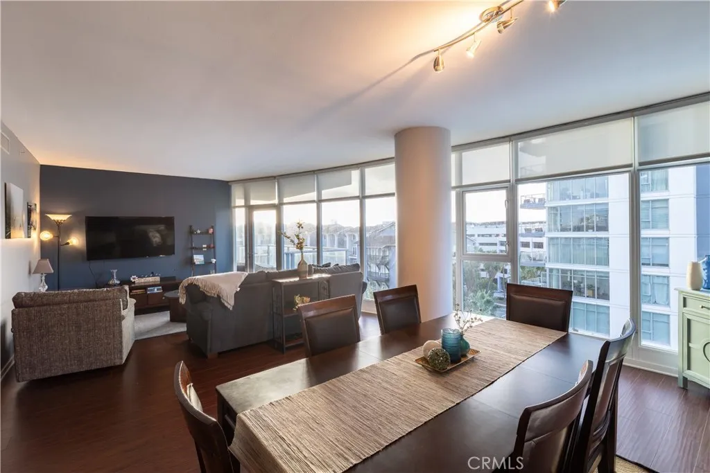 Long Beach, CA 90802