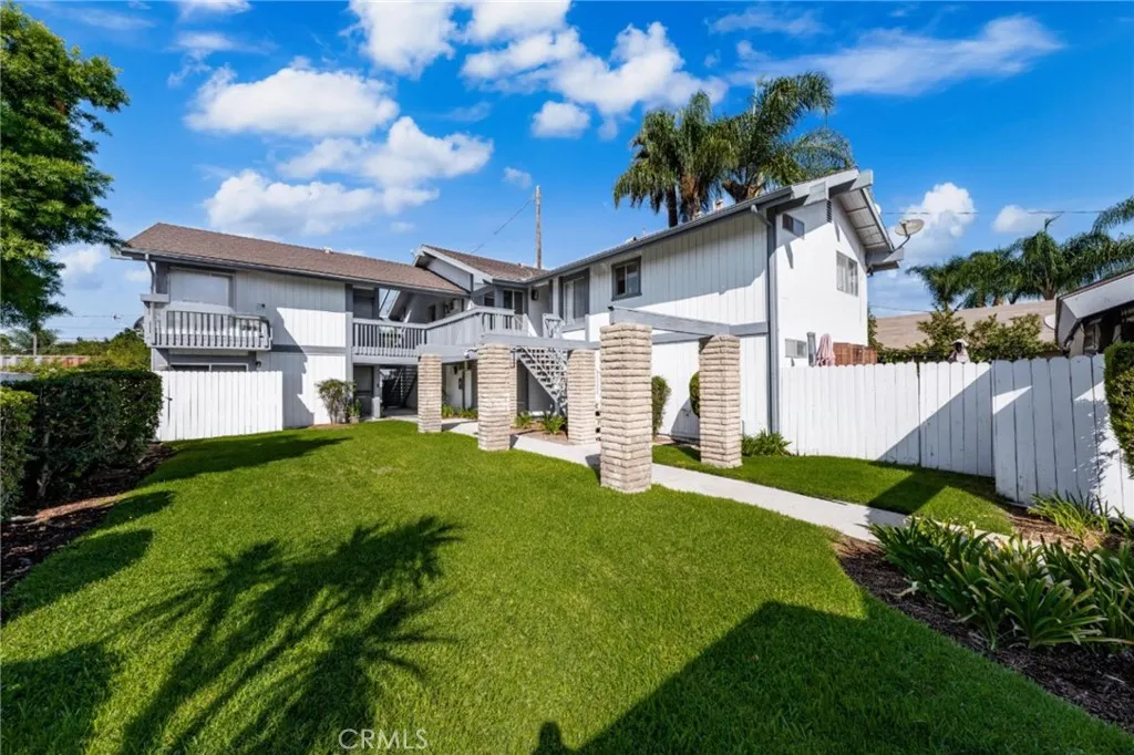 111 N Stanford Avenue