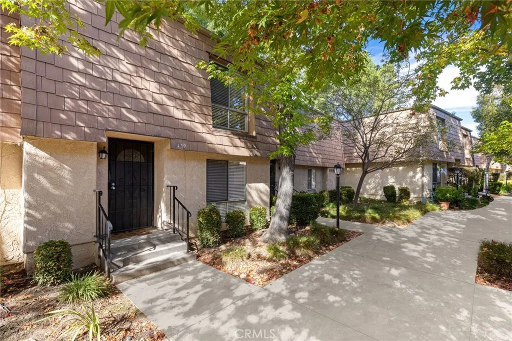 Agoura Hills, CA 91301