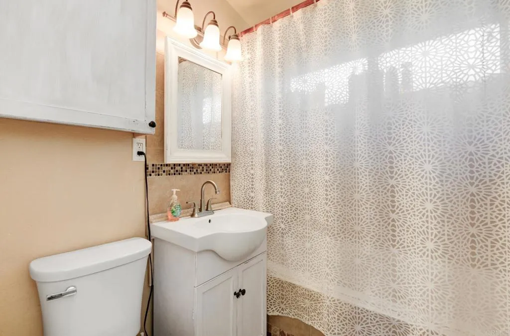 https://cdn.realtyfeed.com/cdn/127/306578852/7745ff6325a03094d860b1da8ed01363.webp