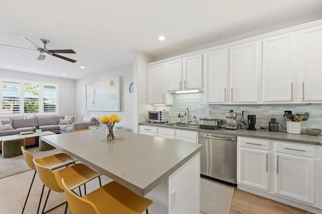 https://cdn.realtyfeed.com/cdn/127/306578855/35022b6e607929b474d01dc503a079c0.webp