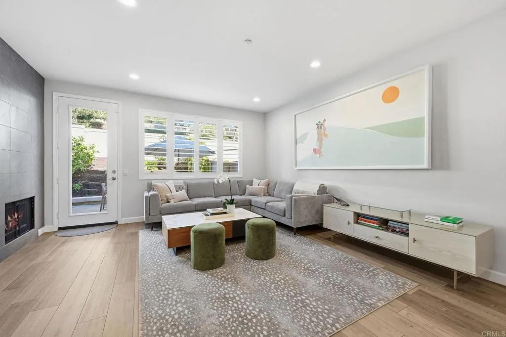 https://cdn.realtyfeed.com/cdn/127/306578855/c95187574a1c9167a622faa98956042d.webp