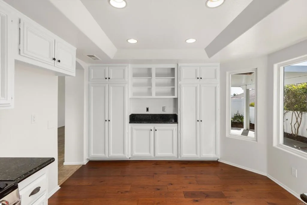 https://cdn.realtyfeed.com/cdn/127/306578899/9cf5e28f98309328daeedaa9c89b53d4.webp