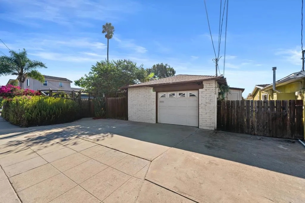 https://cdn.realtyfeed.com/cdn/127/306578905/37f7e1262188dd3887c26536995e7ead.webp