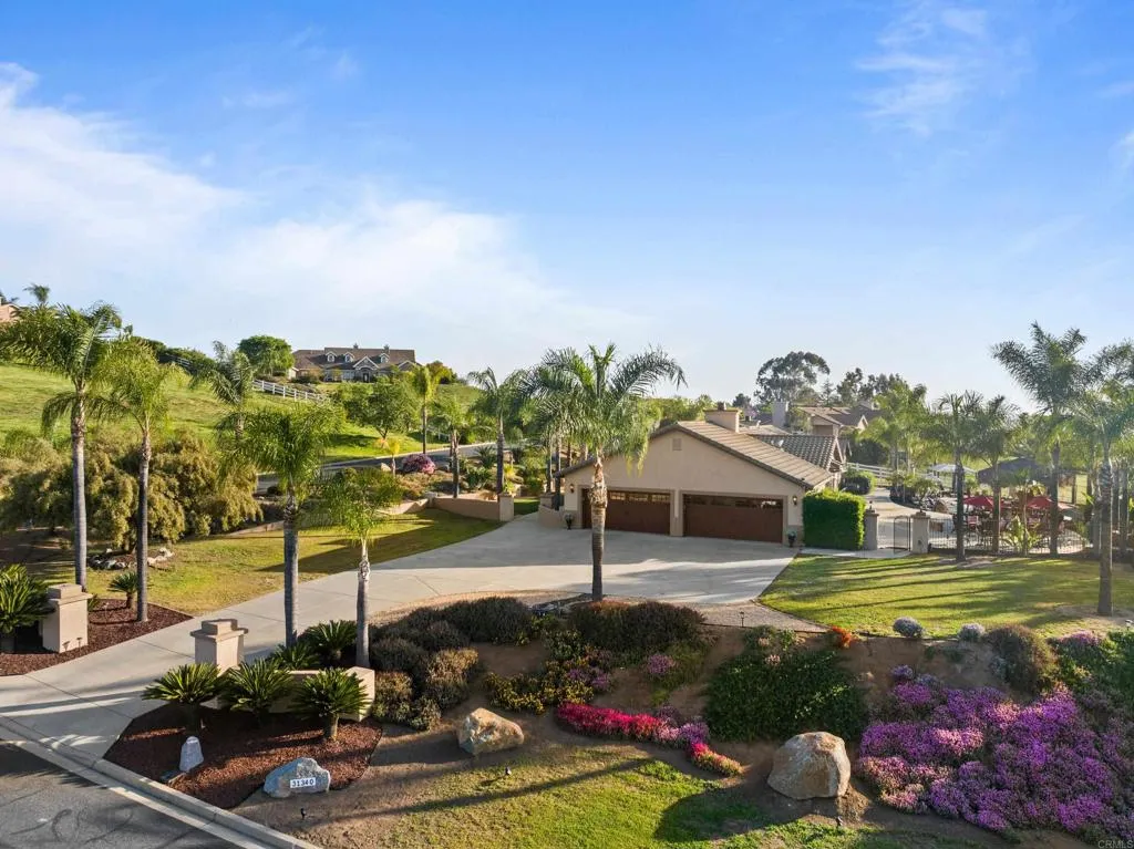 Valley Center, CA 92082