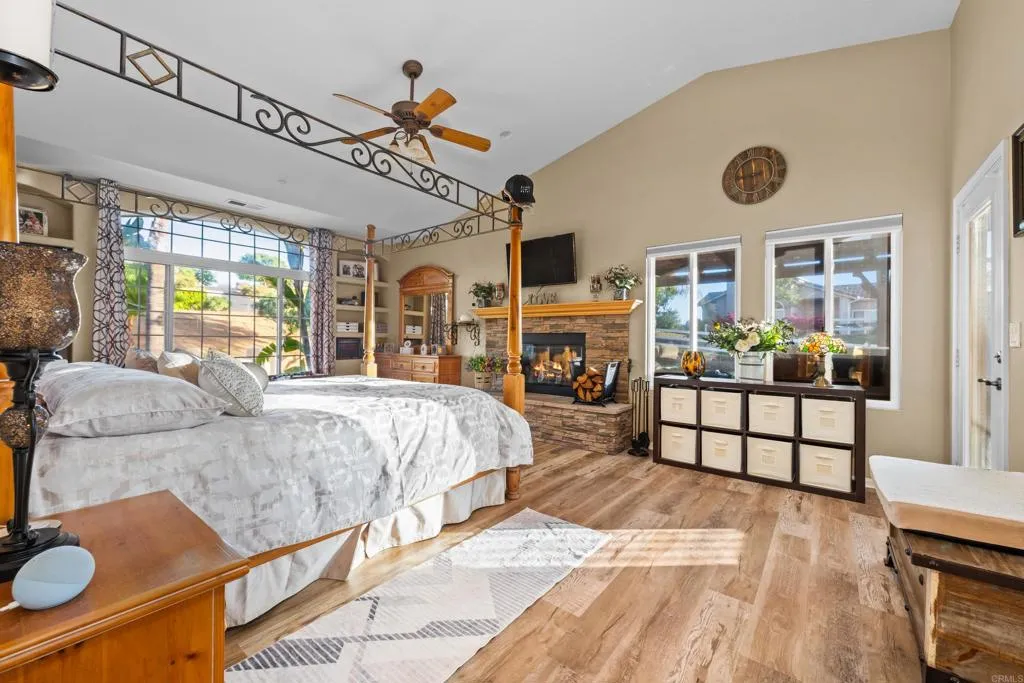 https://cdn.realtyfeed.com/cdn/127/306579017/6554011b562b0661d425138fa59c49f2.webp