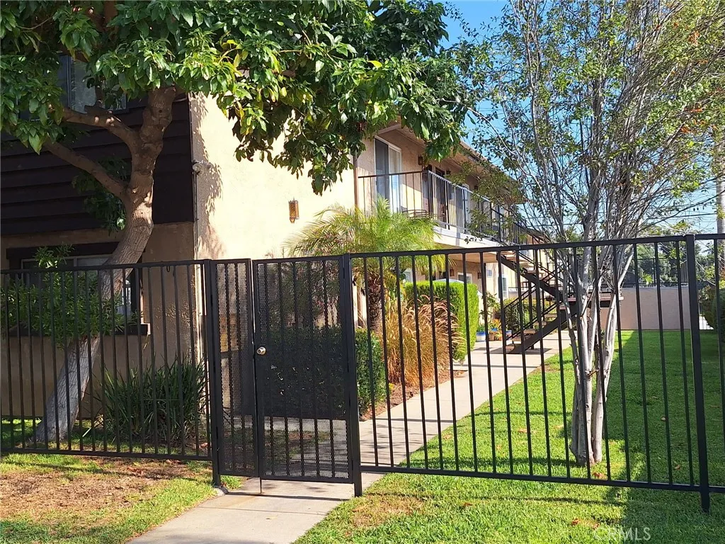 906 Sartori, Torrance, CA 90501 - Photo 4 of 4, Torrance, CA