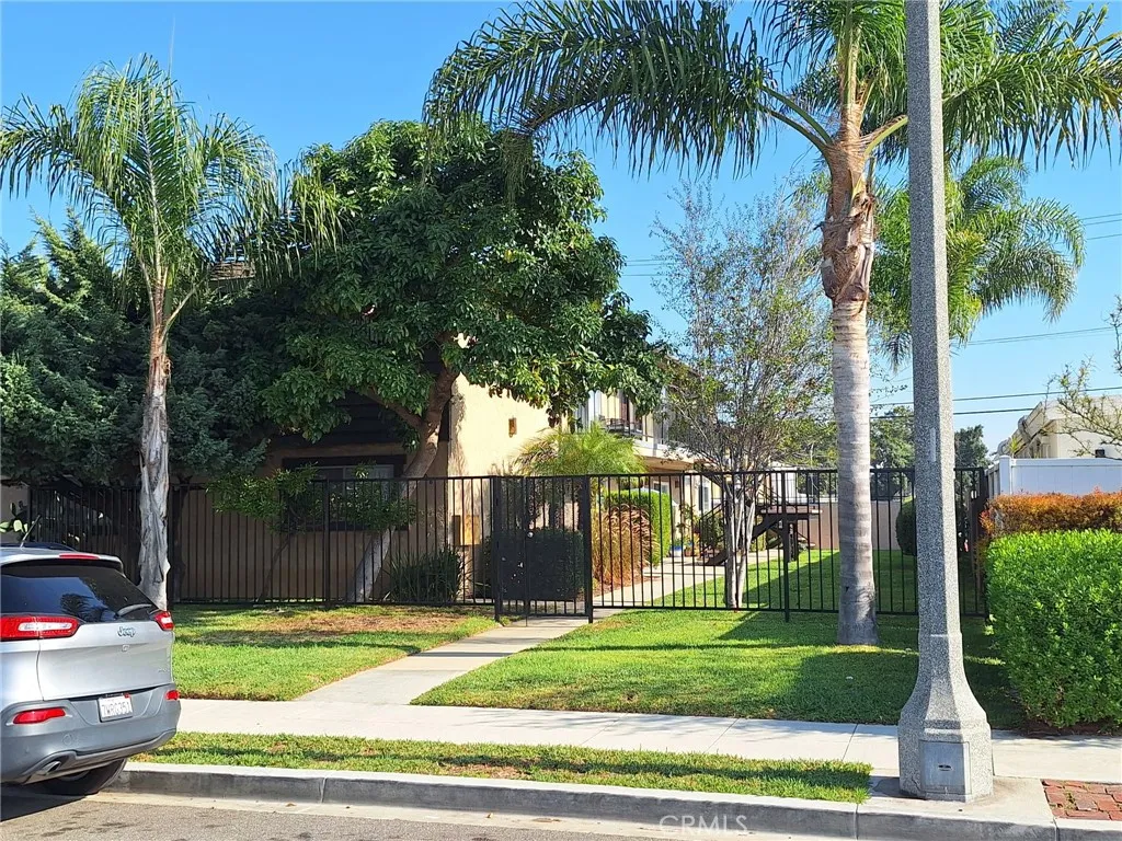 906 Sartori, Torrance, CA 90501 - Photo 3 of 4, Torrance, CA