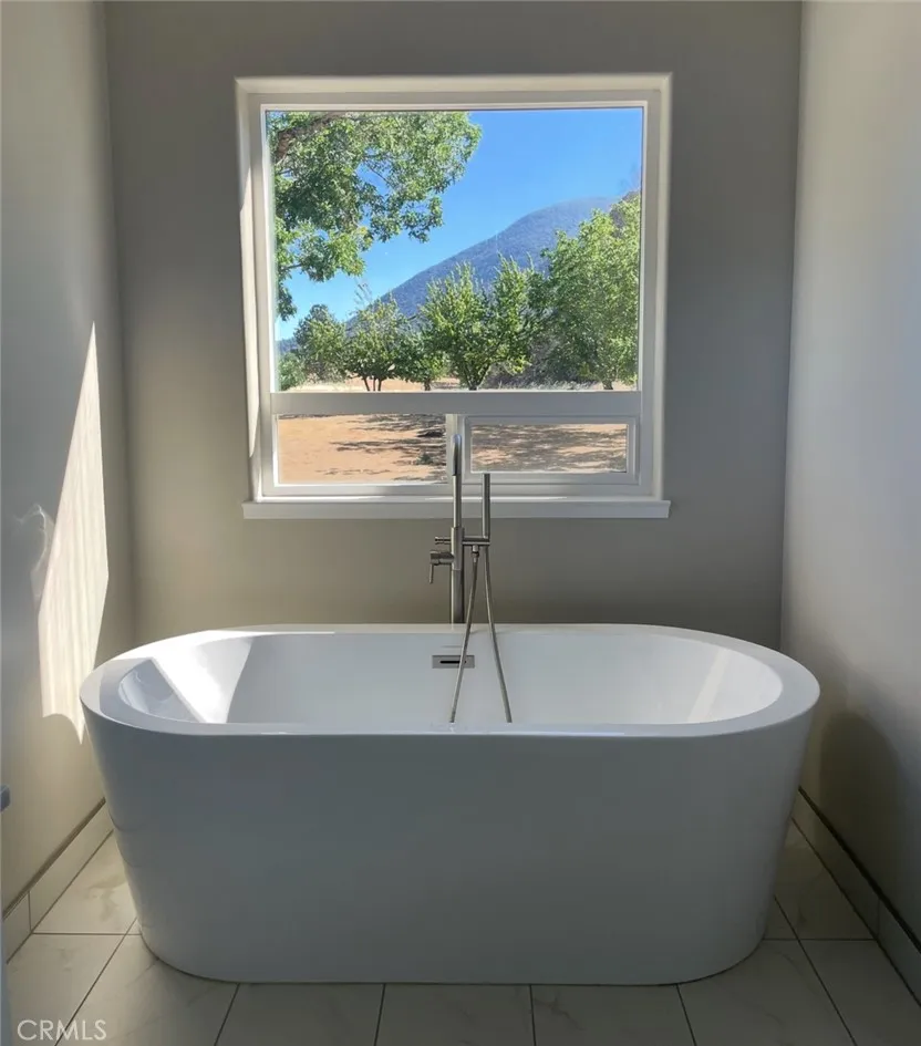 8155 Peninsula Drive, Kelseyville, CA 95451 - Photo 3 of 7, Kelseyville, CA