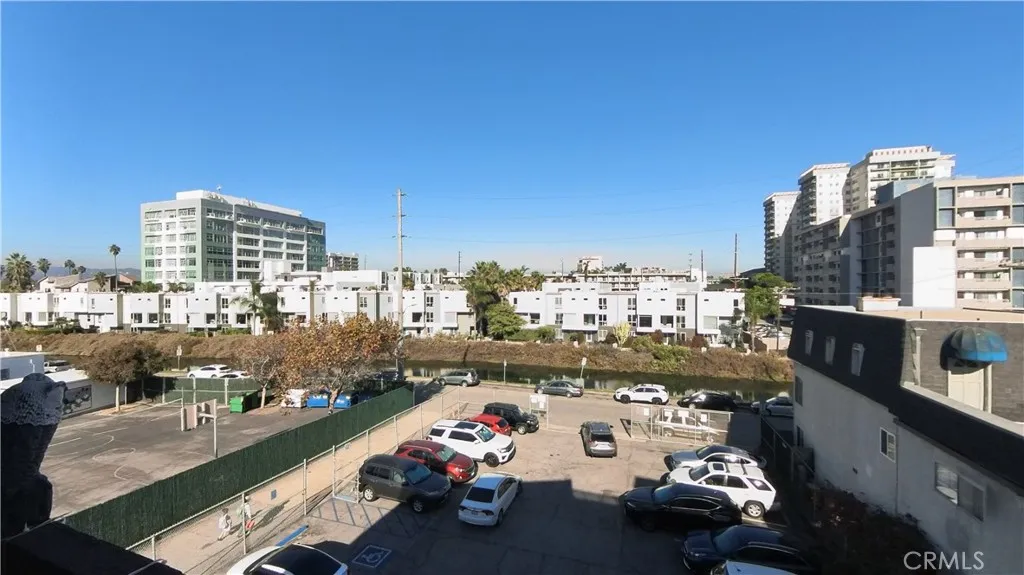 124 Buccaneer Street Unit 1, Marina del Rey, CA 90292 - Photo 3 of 41, Marina Del Rey, CA