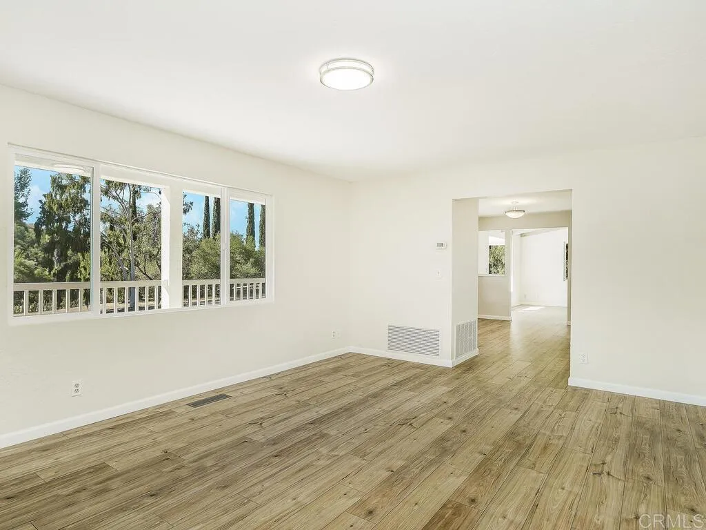 https://cdn.realtyfeed.com/cdn/127/306579500/28854b59f02964a11f5b329cf09c5828.webp