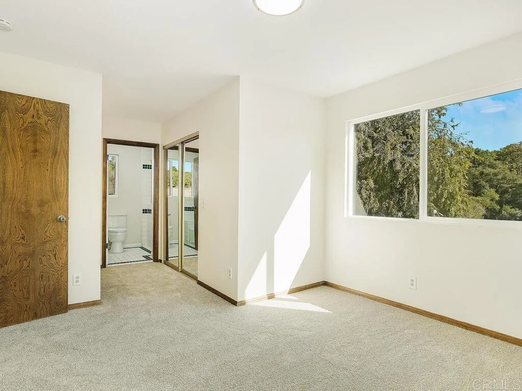 https://cdn.realtyfeed.com/cdn/127/306579500/97479e51668f0c69f5d31e8dd1bd497c.webp