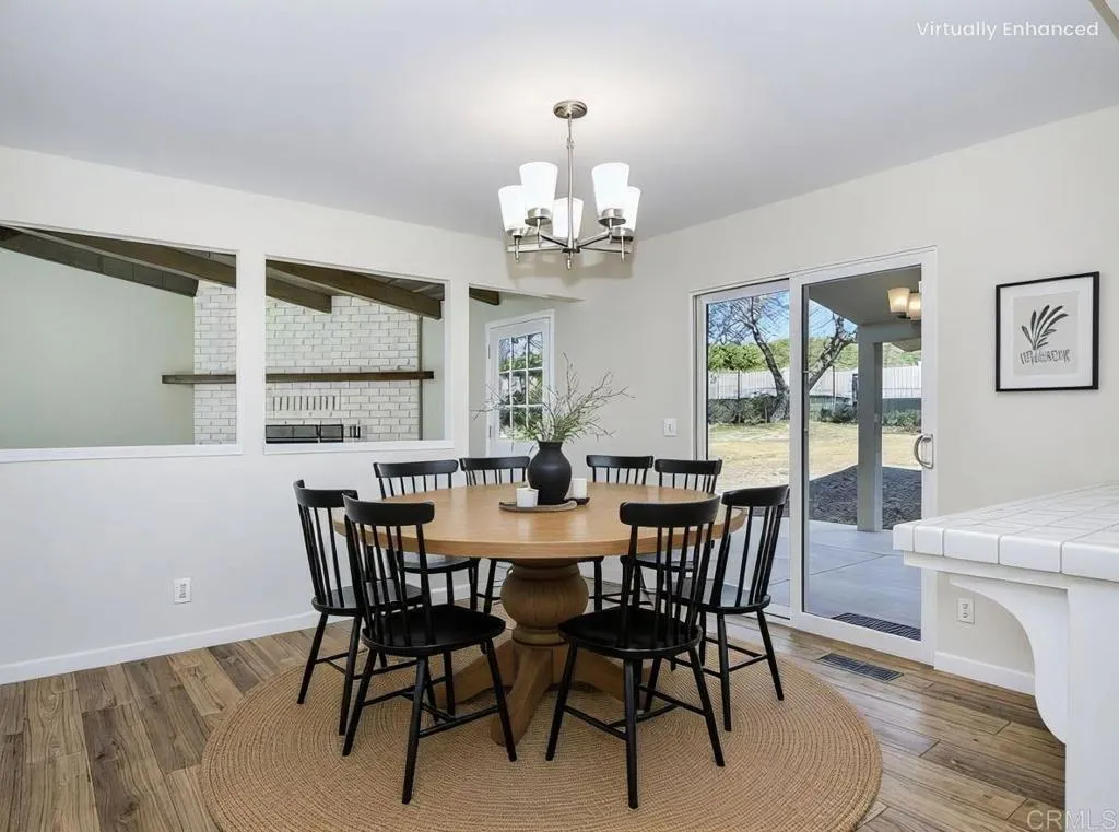 https://cdn.realtyfeed.com/cdn/127/306579500/fe50c12865ef2595f11ab884d464912b.webp