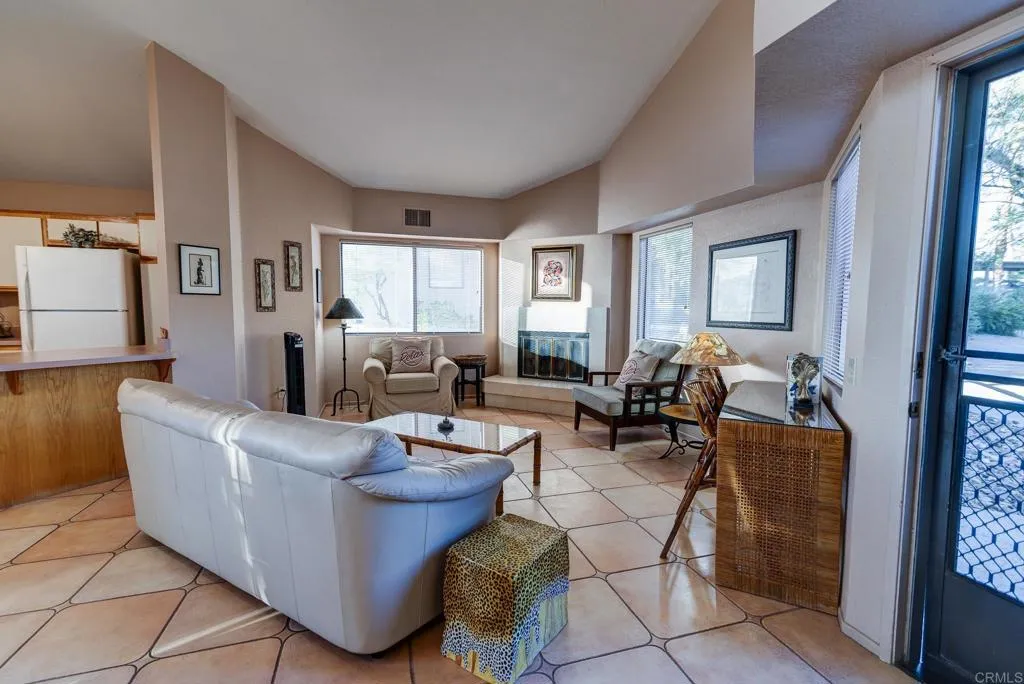 Photo #4: NDP2510472 Listing: Photo #4