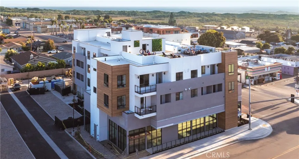 402 W Grand Avenue Unit 302, Grover Beach, CA 93433