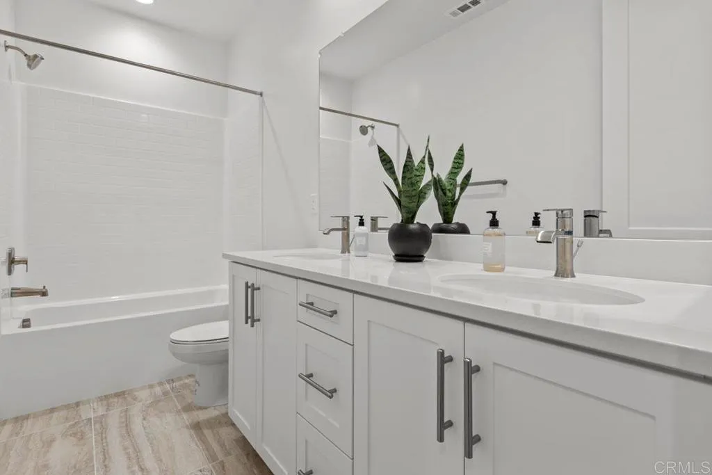 https://cdn.realtyfeed.com/cdn/127/306579572/0463c86f07600679d838cca50ea0808d.webp
