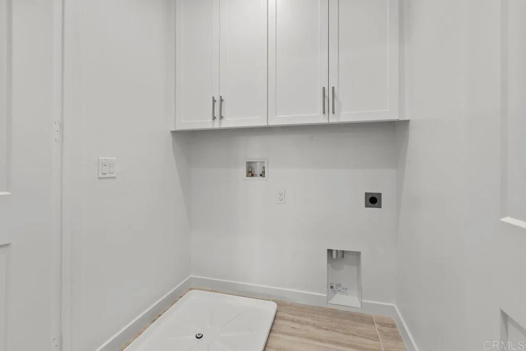 https://cdn.realtyfeed.com/cdn/127/306579572/2f3ae016f9d5520d8f79a6d4057eee82.webp