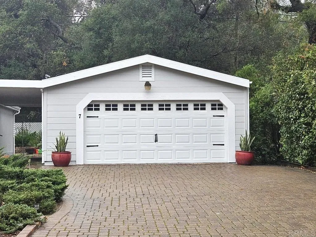 8975 Lawrence Welk Drive Unit 7, Escondido, CA 92026 - Photo 5 of 28, Escondido, CA
