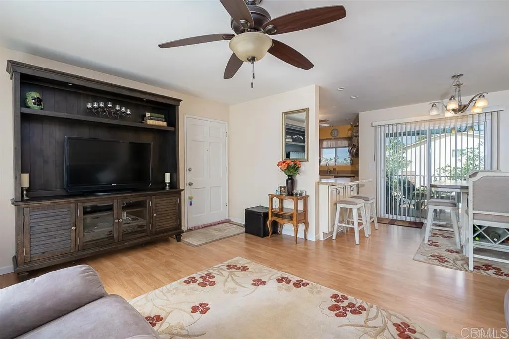 https://cdn.realtyfeed.com/cdn/127/306579672/c1b33052bc73418291e7aa8136664334.webp
