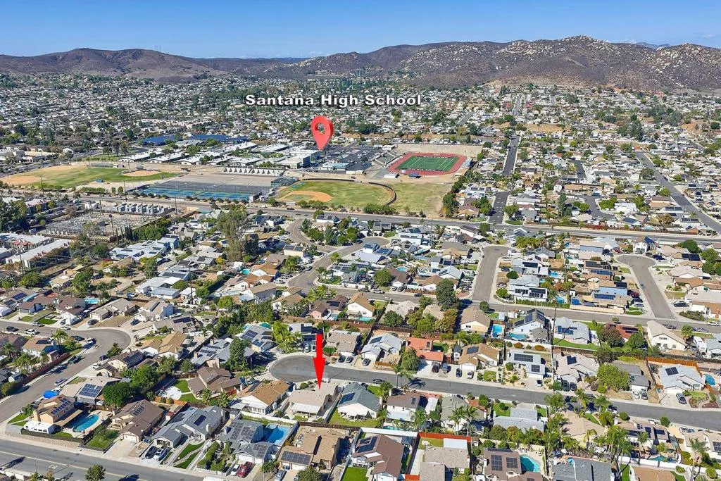 https://cdn.realtyfeed.com/cdn/127/306579739/64e28730d9c20bf4609075b696af0068.webp