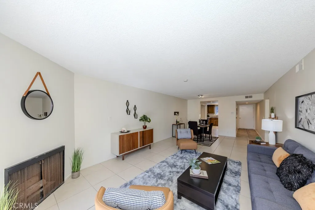 1460 E Willow Unit 103, Long Beach, CA 90755 - Photo 5 of 42, Signal Hill, CA