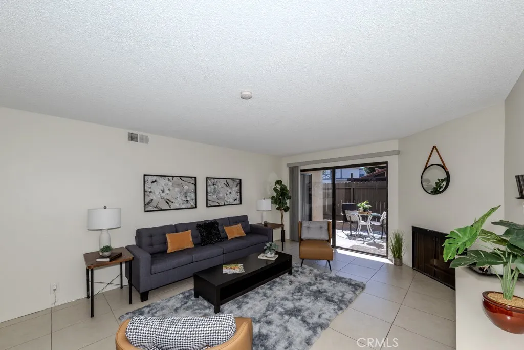 1460 E Willow Unit 103, Long Beach, CA 90755 - Photo 2 of 42, Signal Hill, CA