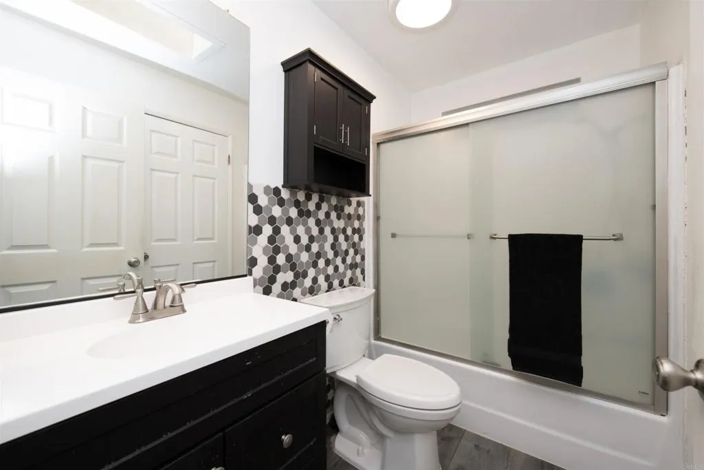 https://cdn.realtyfeed.com/cdn/127/306579831/ae502e6df5dd438e3078141da1325647.webp