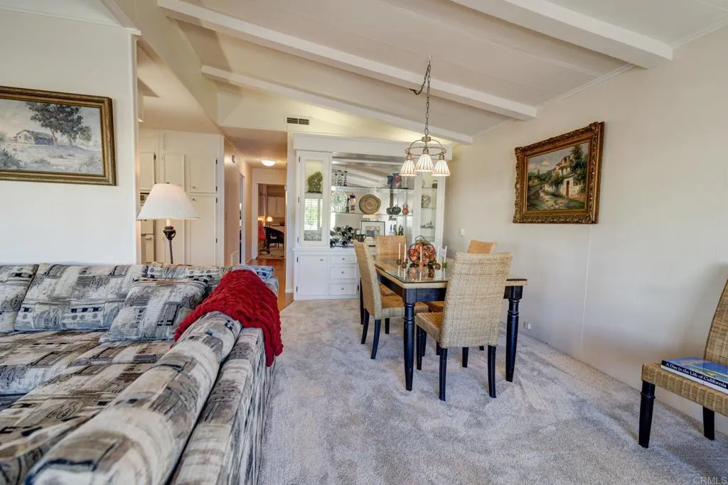 https://cdn.realtyfeed.com/cdn/127/306579836/15ebf060d87534d42e28b1a663952487.webp