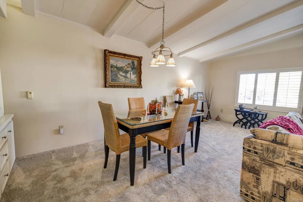 https://cdn.realtyfeed.com/cdn/127/306579836/ce7783c266318bdcb4c683837438b144.webp