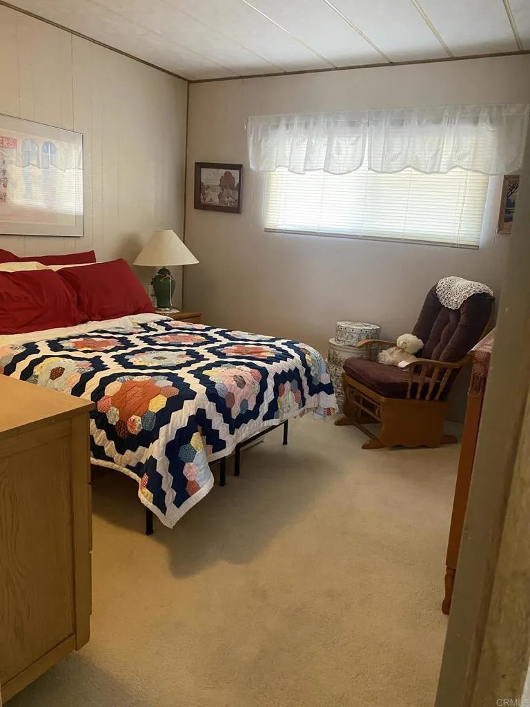 https://cdn.realtyfeed.com/cdn/127/306579848/9fae063a5c6c38100e3c54acc72e7723.webp