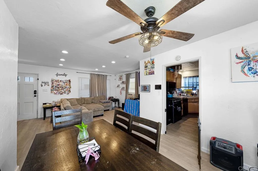 https://cdn.realtyfeed.com/cdn/127/306579947/fa22b3e0a24a11f39906b89460063776.webp