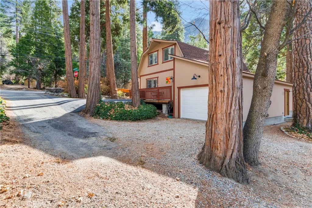 40300 Valley Of The Falls, Forest Falls, CA 92339 - Photo 5 of 29, Forest Falls, CA