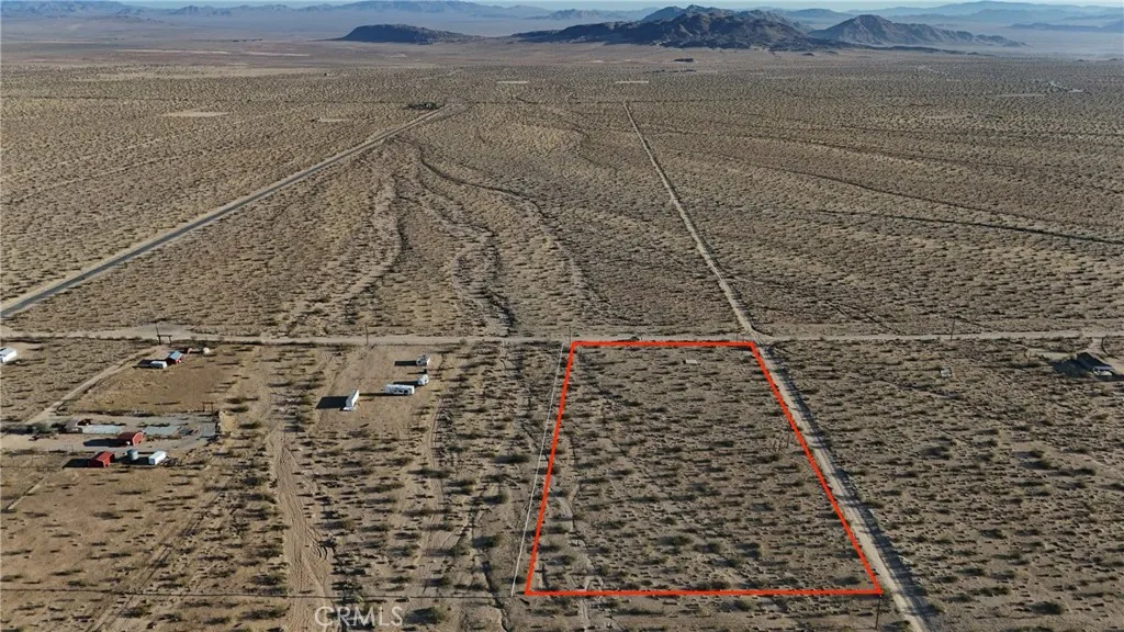 747 Joshua Tree, Johnson Valley, CA 92285