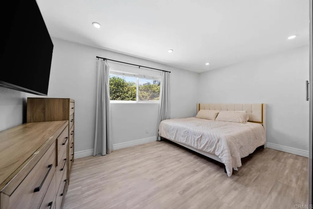 https://cdn.realtyfeed.com/cdn/127/306580096/5368463843e680d5b001359824fb8b2d.webp