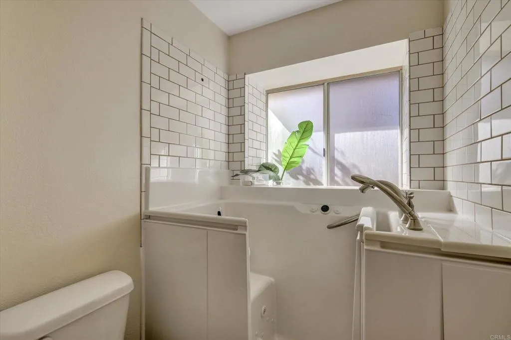 https://cdn.realtyfeed.com/cdn/127/306580173/7bedc32e0827362401b6f70259001ea1.webp