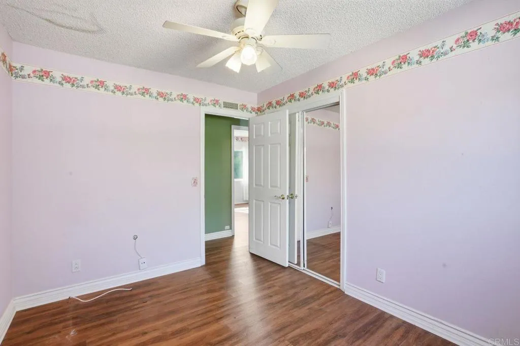 https://cdn.realtyfeed.com/cdn/127/306580184/471ab66159800f84894c12ca395937b4.webp