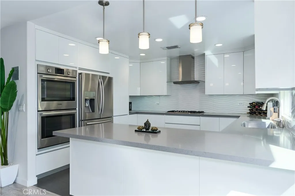 6550 Smoke Tree, Oak Park, CA 91377 - Photo 4 of 47, Oak Park, CA