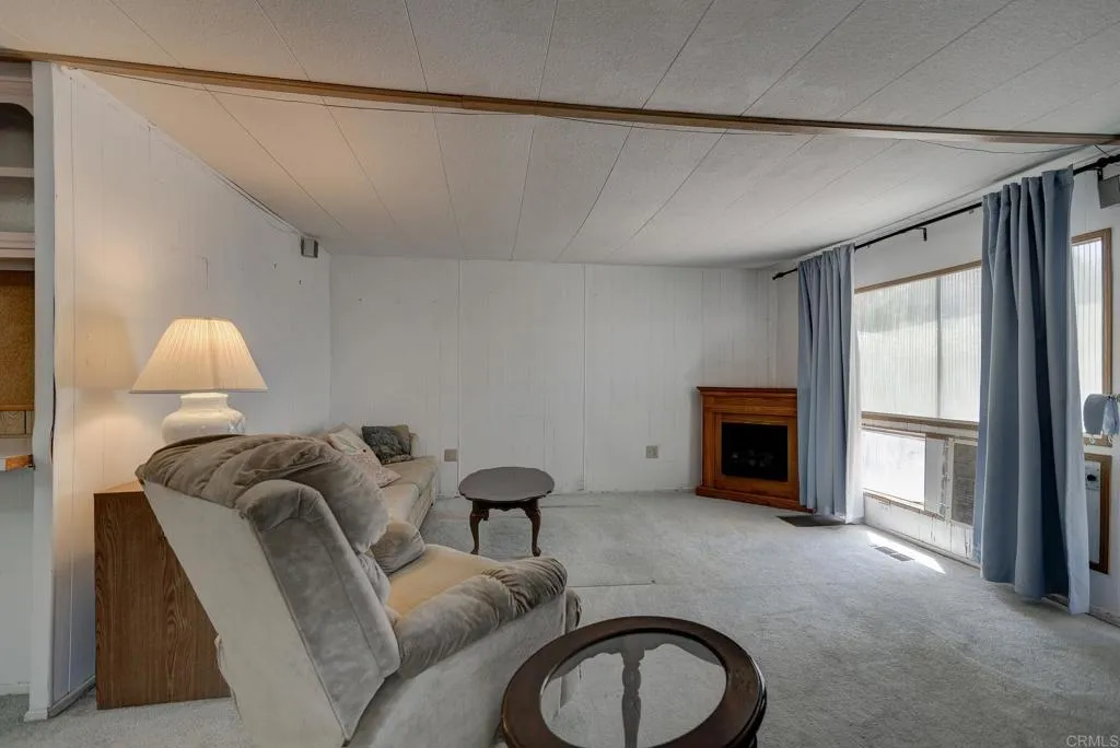 https://cdn.realtyfeed.com/cdn/127/306580220/1ef0d35094b5a7350b79ceb7025018dc.webp