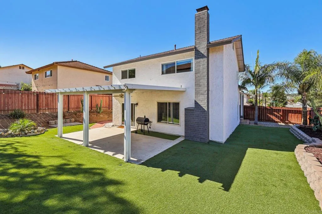 https://cdn.realtyfeed.com/cdn/127/306580227/c6d6e4ce80311cf48b342a3c15b22443.webp