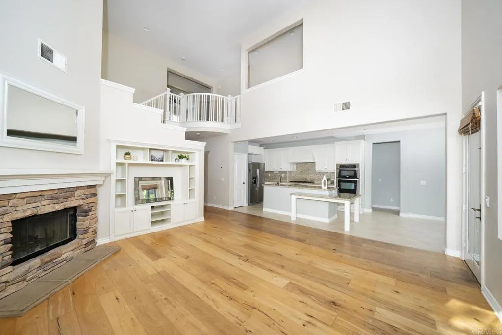 https://cdn.realtyfeed.com/cdn/127/306580254/46c922464788331198db1ad12a110c31.webp