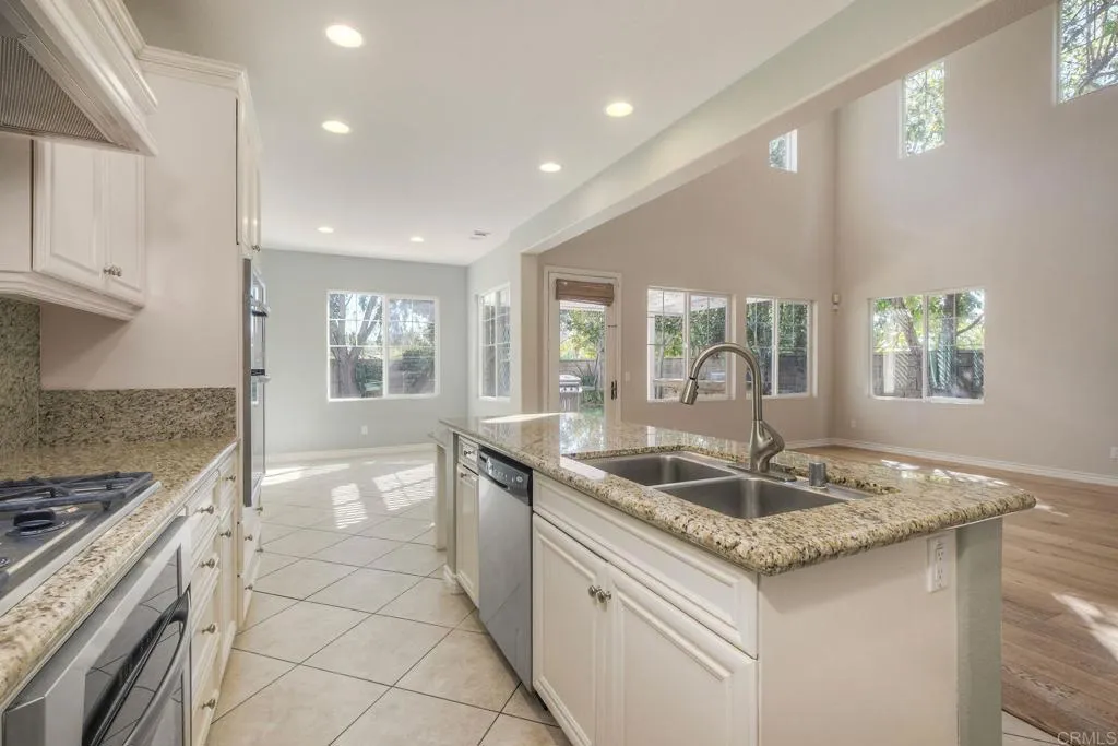 https://cdn.realtyfeed.com/cdn/127/306580254/819225e85c1e8b41d779c084726065c0.webp