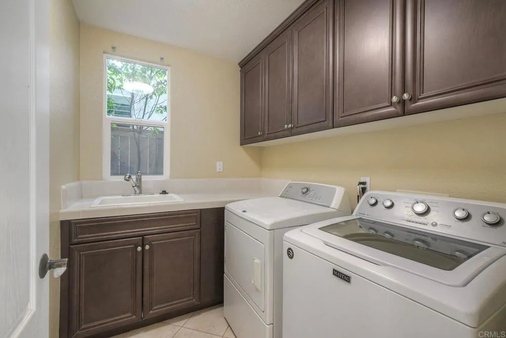 https://cdn.realtyfeed.com/cdn/127/306580254/f0827e25016033af83a34e3a25f12ba9.webp