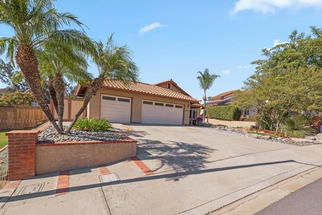 https://cdn.realtyfeed.com/cdn/127/306580342/4b554529079f773fa18b935c3bb93249.webp