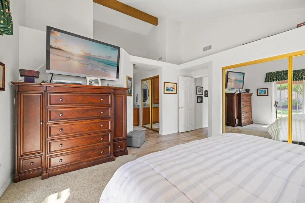 https://cdn.realtyfeed.com/cdn/127/306580342/592bc26530caa91946490e3f26c495b8.webp