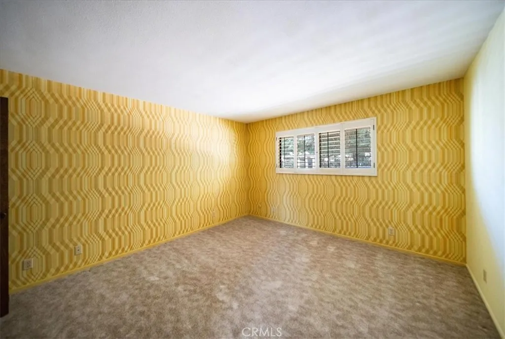 https://cdn.realtyfeed.com/cdn/127/306580350/9d265349af588cff750e1f0e9dc84941.webp