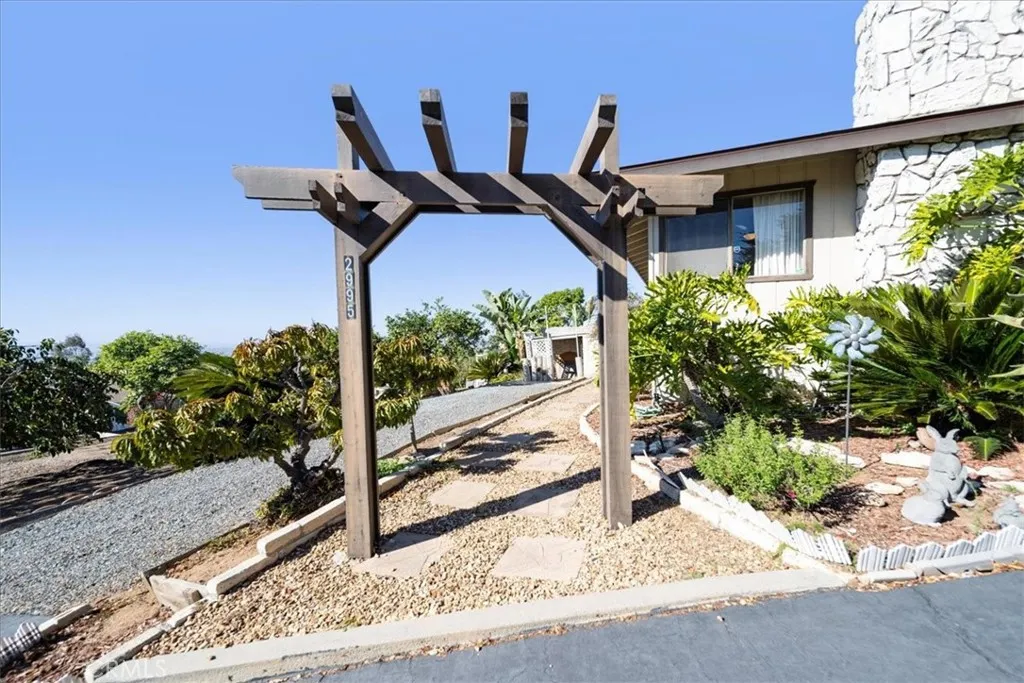 https://cdn.realtyfeed.com/cdn/127/306580350/eea441d0b3a82a942adb643109b7b562.webp