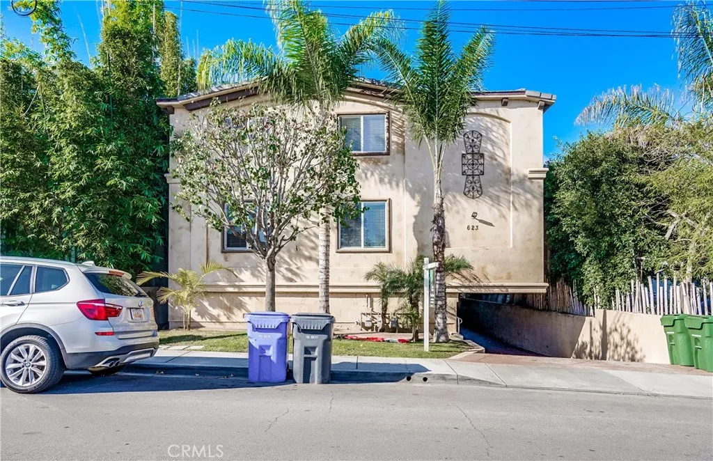 Manhattan Beach, CA 90266