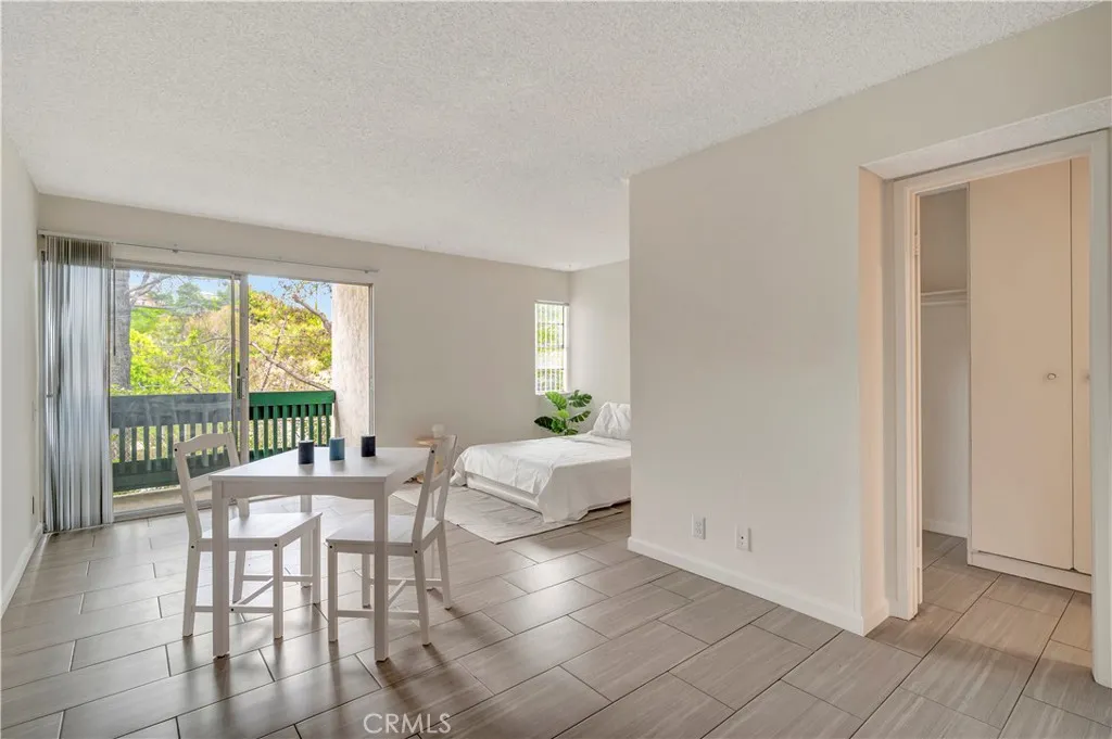 https://cdn.realtyfeed.com/cdn/127/306580402/421840852c406fe3fd0ec3e847b9853a.webp